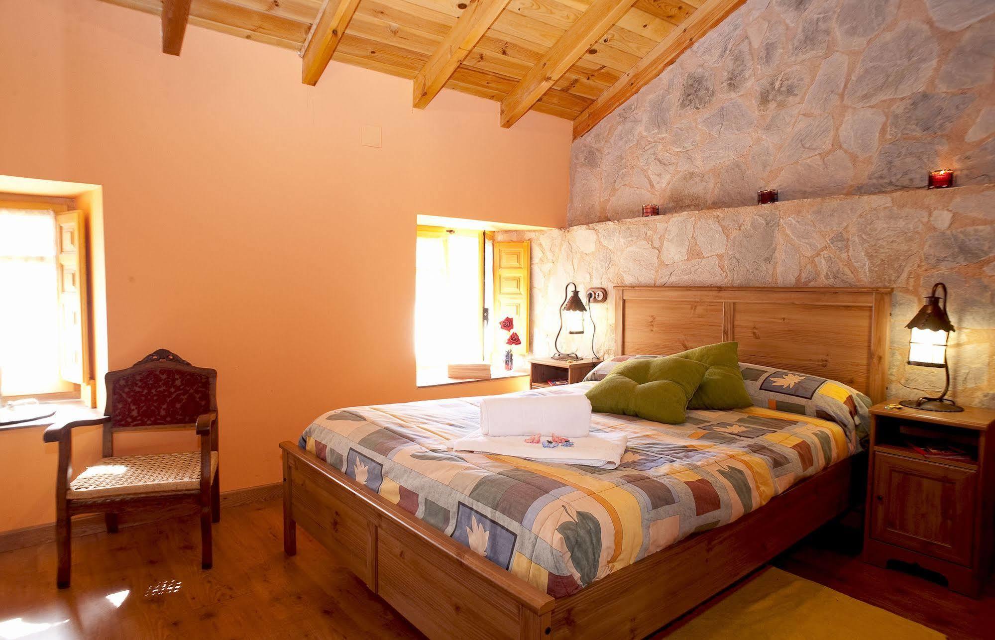 Casa Rural Entre Valles Бенльера Экстерьер фото